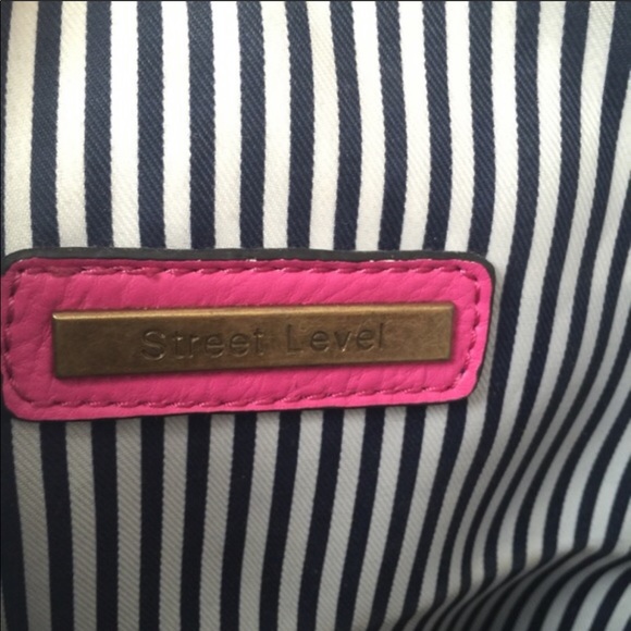 Colorblock Crossbody Bag - Picture 5 of 8